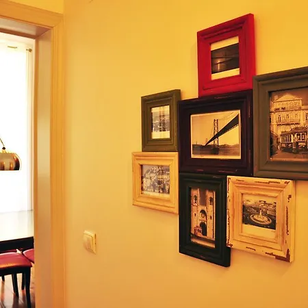 Lisbon Downtown Apartment ליסבון